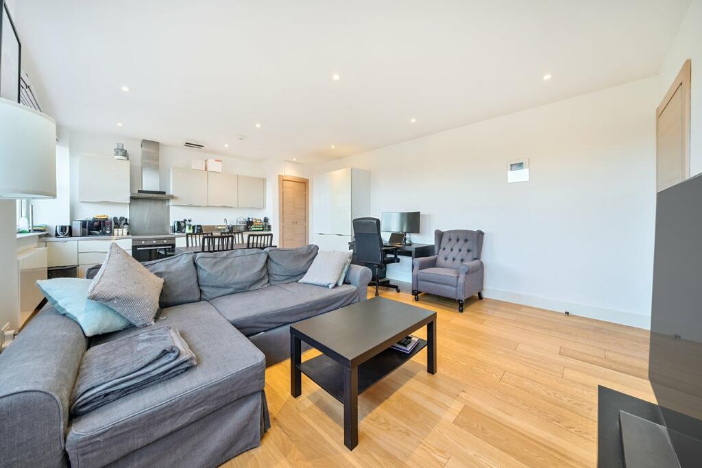 Additional property image - Croydon Road, Beckenham, BR3