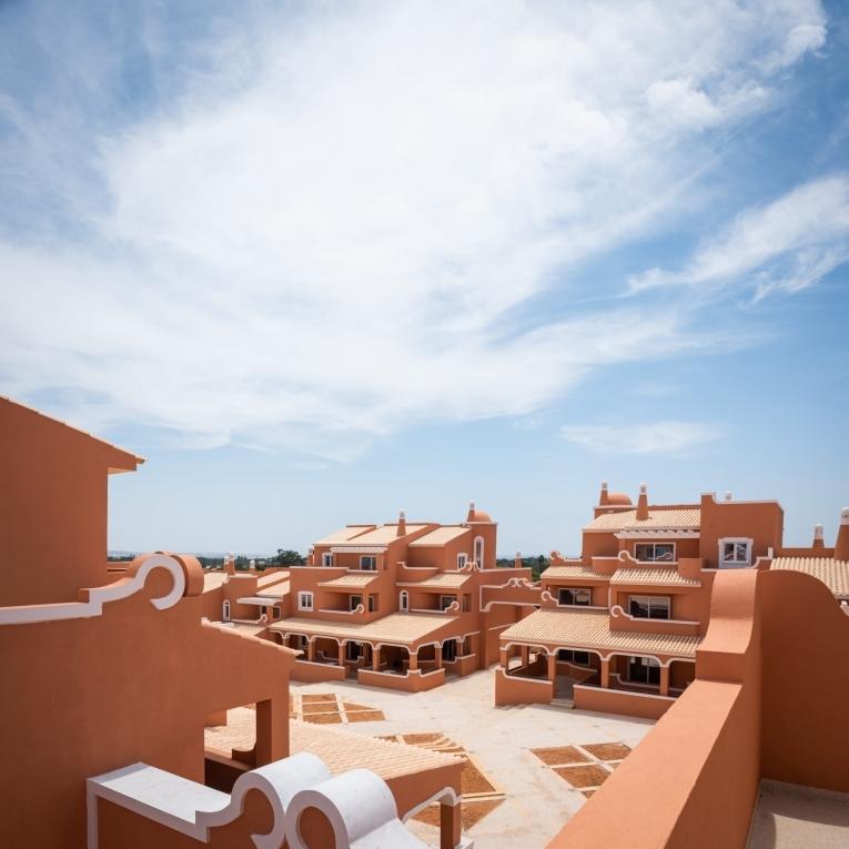 3 Bedroom Apartment For Sale In Porches Algarve Portugal