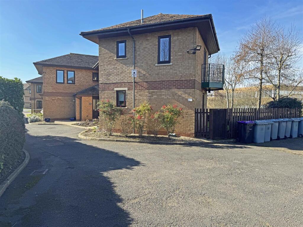 Main image of property: Welland Mews, Stamford