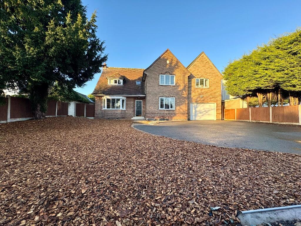 Main image of property: Derby Road, Bramcote, NG9
