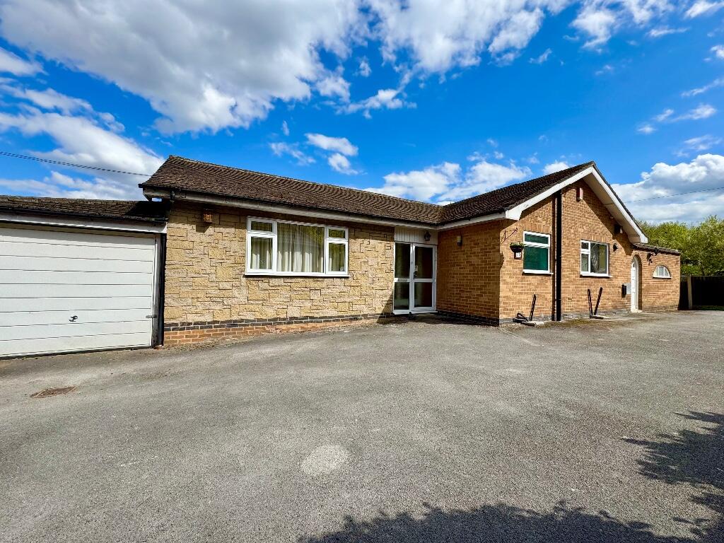 Main image of property: Town Street, Bramcote Village, NG9