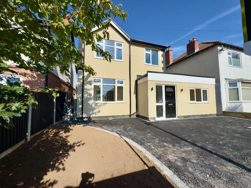 Main image of property: Bramcote Avenue, Beeston, NG9