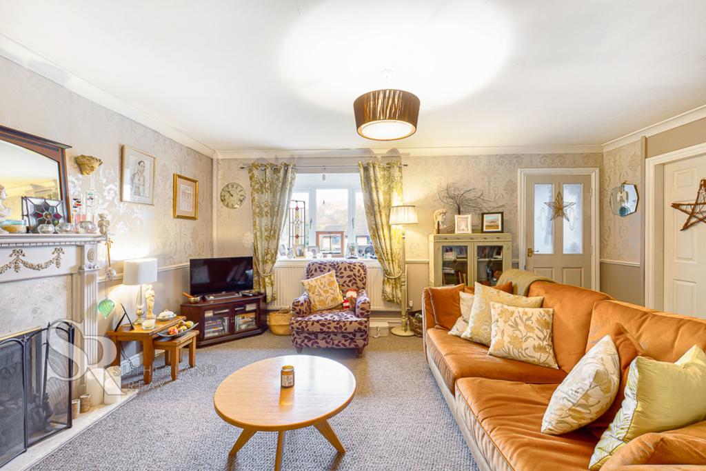 3 bedroom semidetached house for sale in Granby Avenue, Chinley, SK23