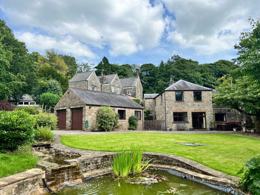 6 bedroom detached house for sale in Fernilee, Whaley Bridge, SK23