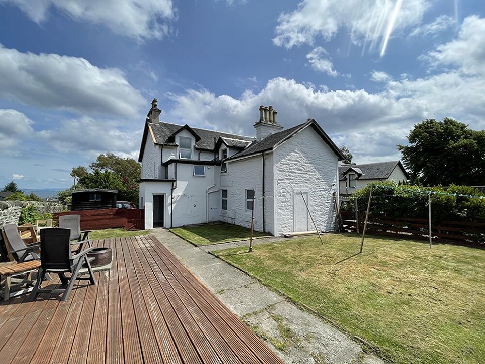 4 bedroom flat for sale in Stewart Street, Kirn, Dunoon, PA23