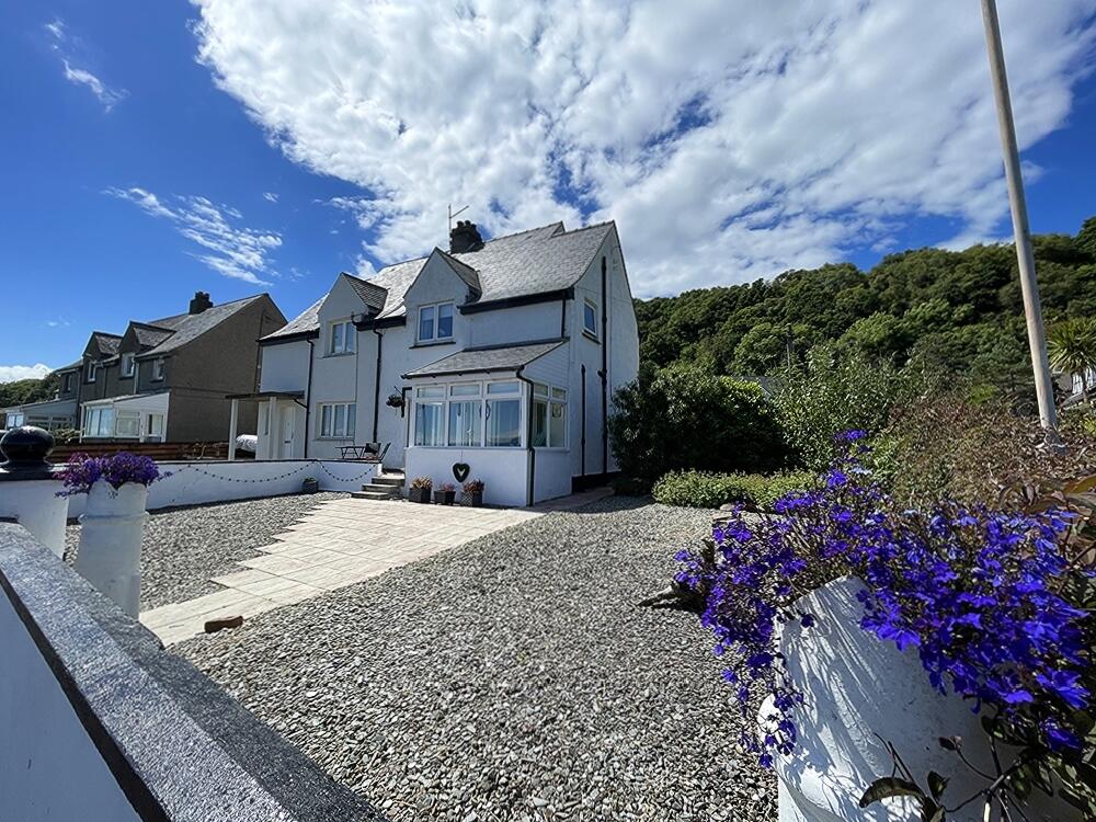 Main image of property: Newton Park, Innellan, Argyll and Bute, PA23