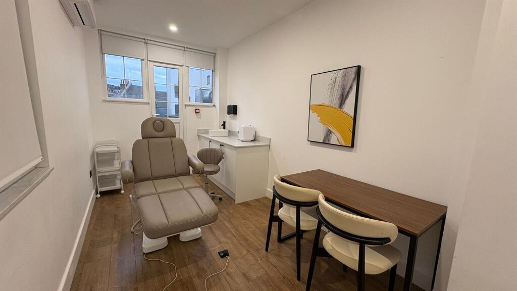 Main image of property: Range of Beauty Rooms, 260 Pentonville Road, London, N1 9YJ