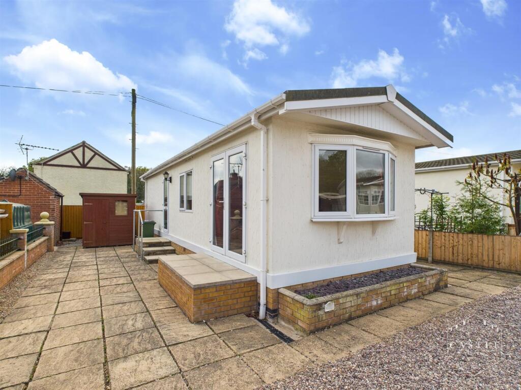Main image of property: Hinckley Road, Sapcote, Leicester