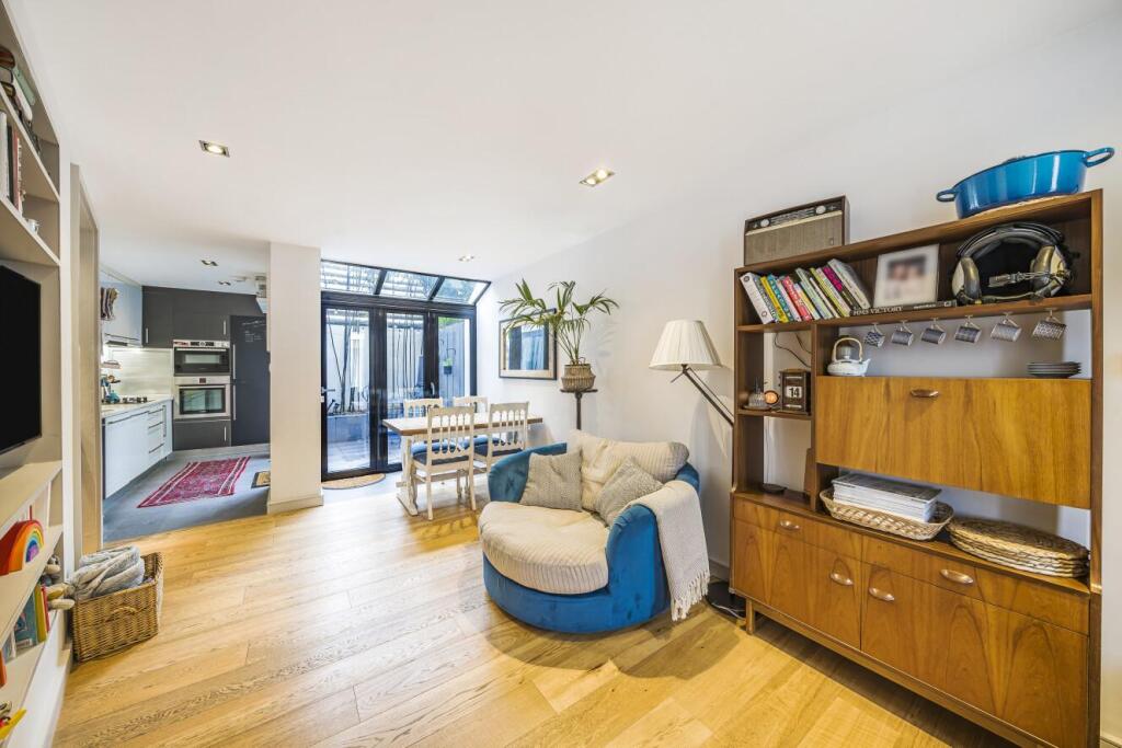 Main image of property: Lynton Road, Southwark, London, SE1