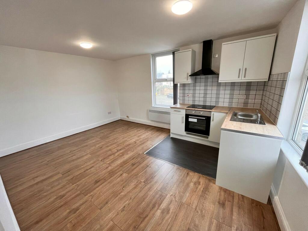 1 bedroom flat for rent in Bridge Grove, West Bridgford, NG2