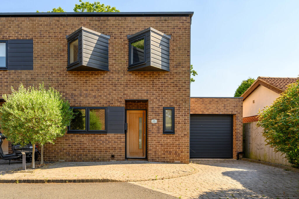 Main image of property: Croyde Gardens, Gamston, Nottingham