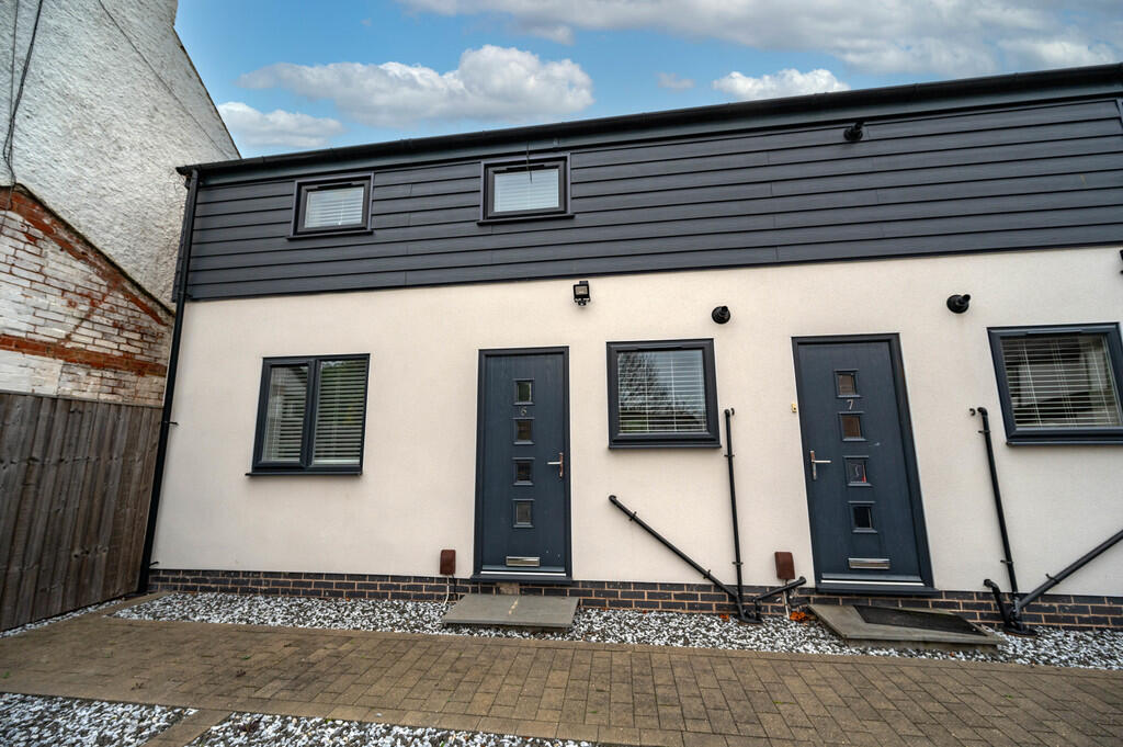 Main image of property: Easthorpe Street, Ruddington