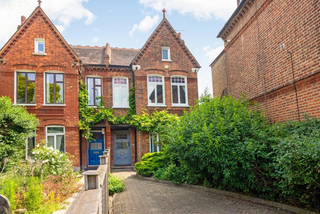 Main image of property: Croxted Road, Herne Hill, London, SE24