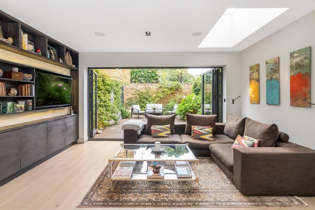 Main image of property: Hinton Road, Herne Hill, London, SE24