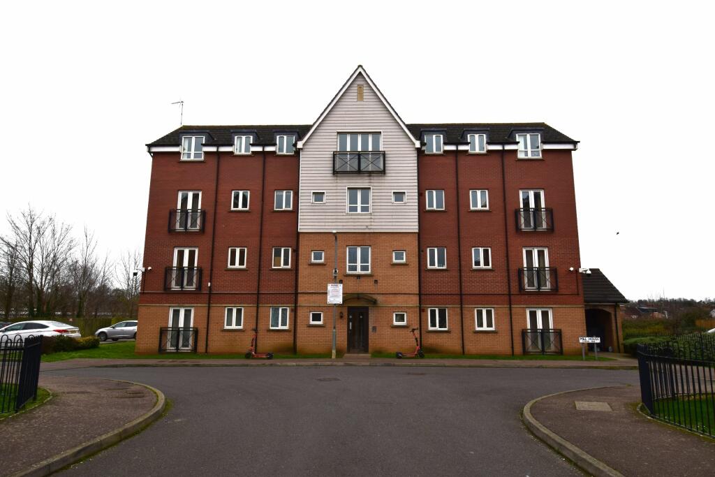 2 bedroom flat for sale in Mill House, River View, Northampton, NN4