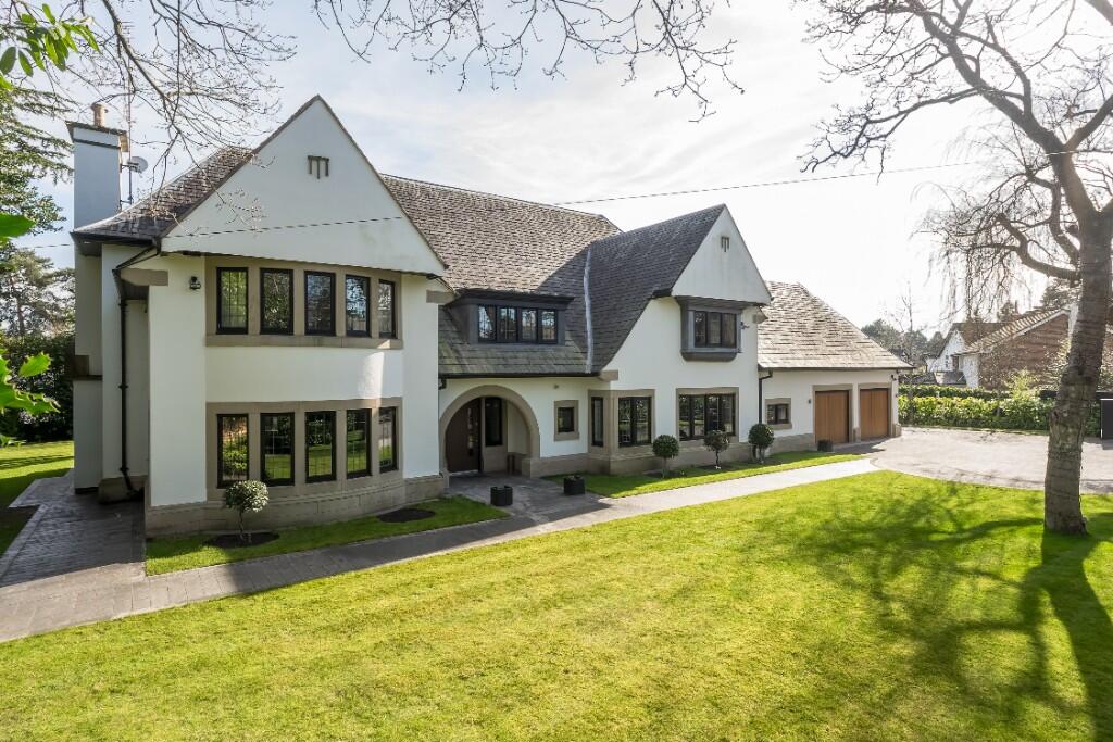 Main image of property: Broad Lane, Hale WA15