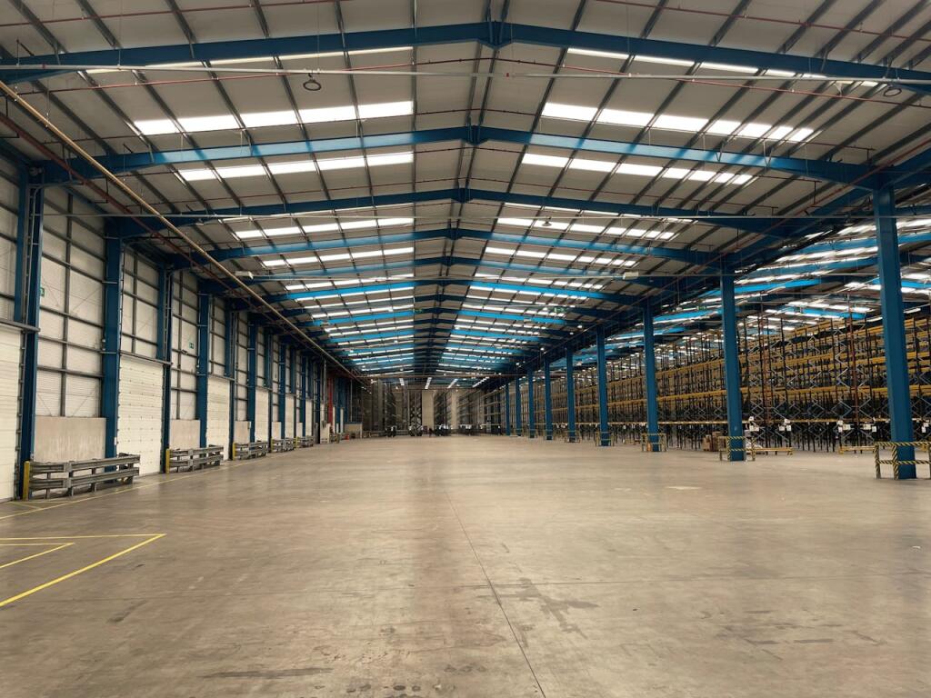 Additional property image - Coventry 245, 1 Banner Lane, Coventry, CV4 9GH