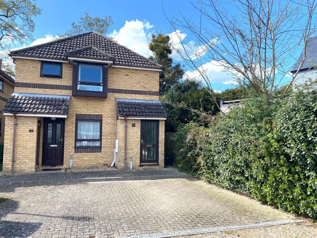 Main image of property: Loves Close, Histon, CB24
