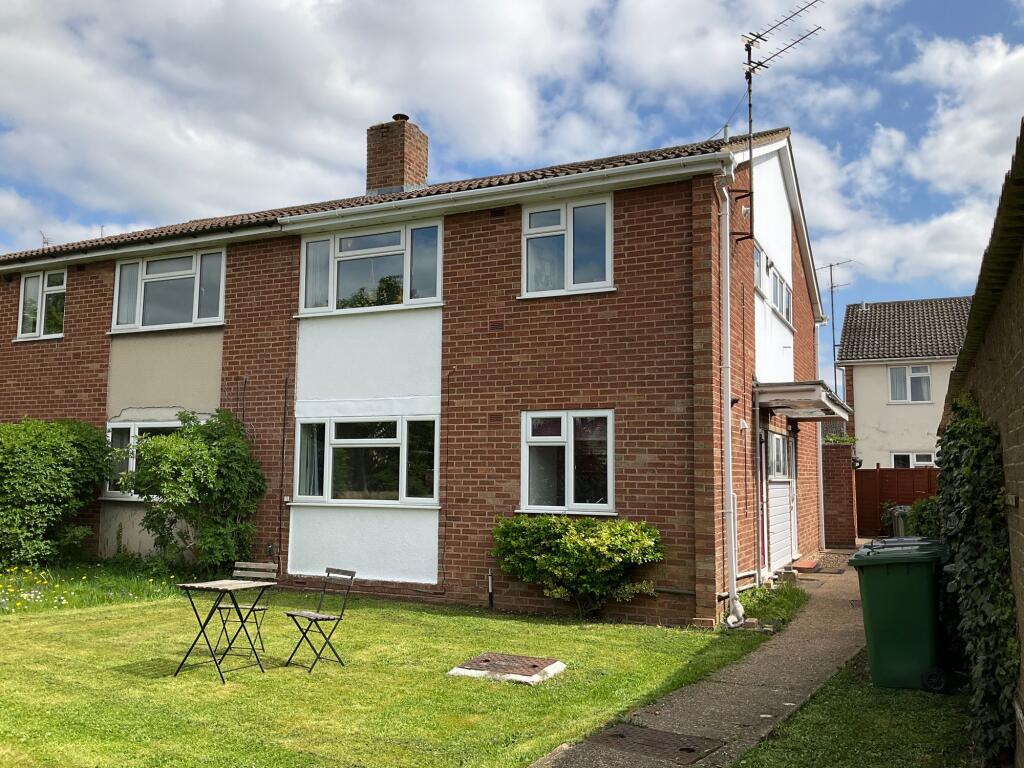 Main image of property: Carisbrooke Road, Cambridge, CB4