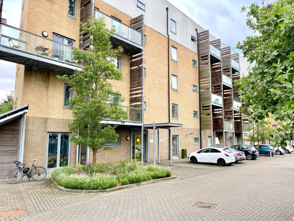 Main image of property: Rustat Avenue, Cambridge, CB1