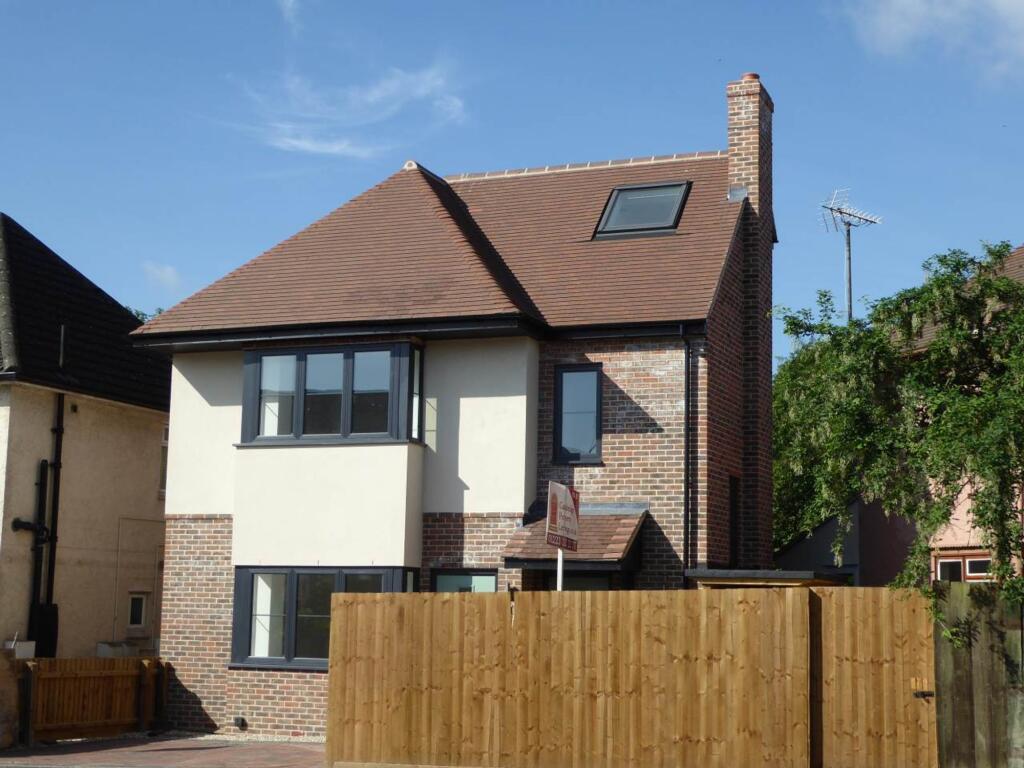 Main image of property: Elizabeth Way, Cambridge, CB4