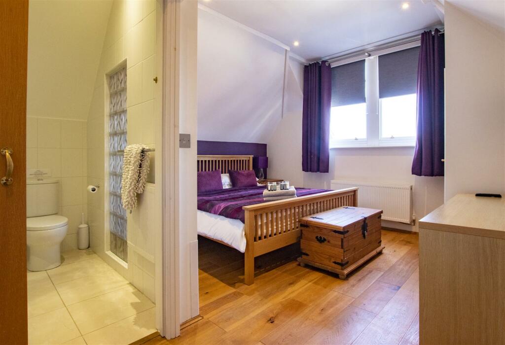 Additional property image - Sea Court, Taunton Road, Swanage