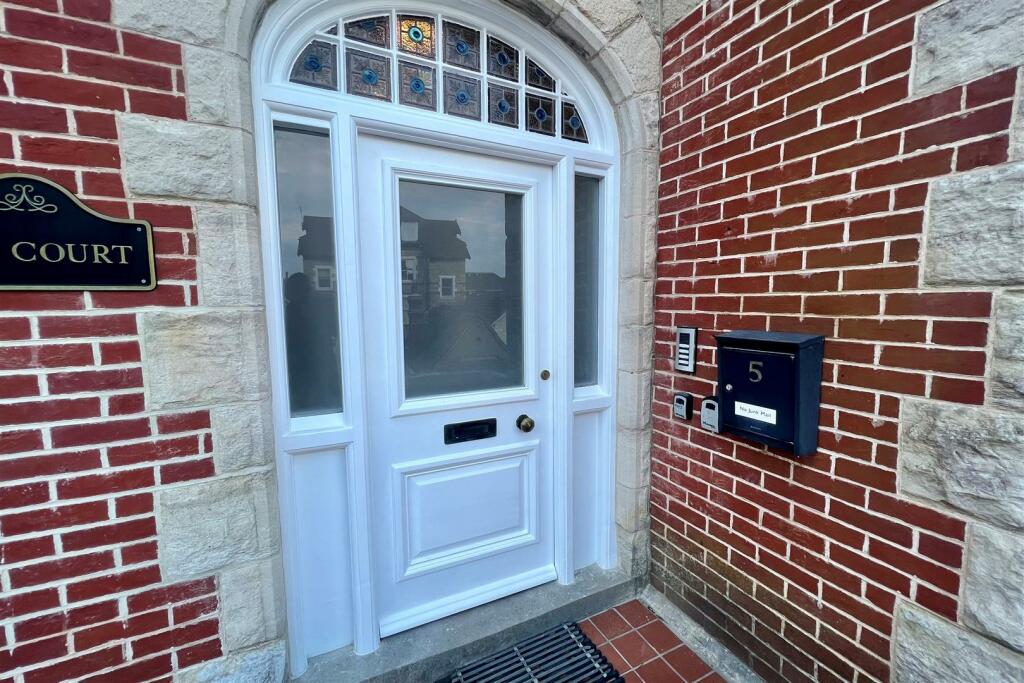 Additional property image - Sea Court, Taunton Road, Swanage