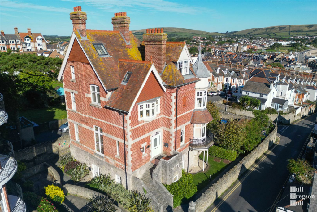 Additional property image - Sea Court, Taunton Road, Swanage