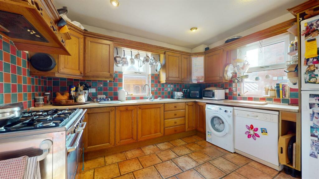 Additional property image - Cecil Road, Swanage