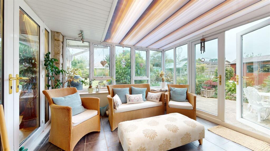 Additional property image - Russell Drive, Swanage