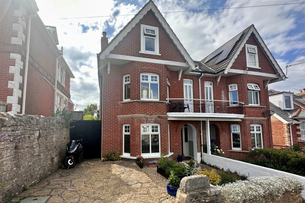 5 bedroom semidetached house for sale in Newton Road, Swanage, BH19