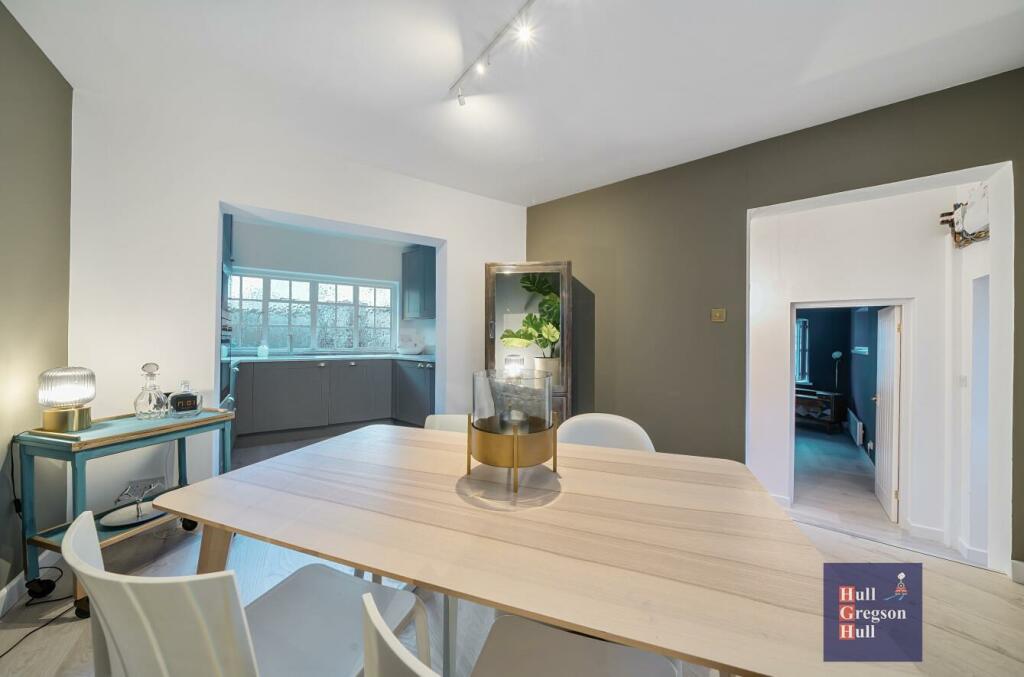 Additional property image - Cliff Place, Swanage