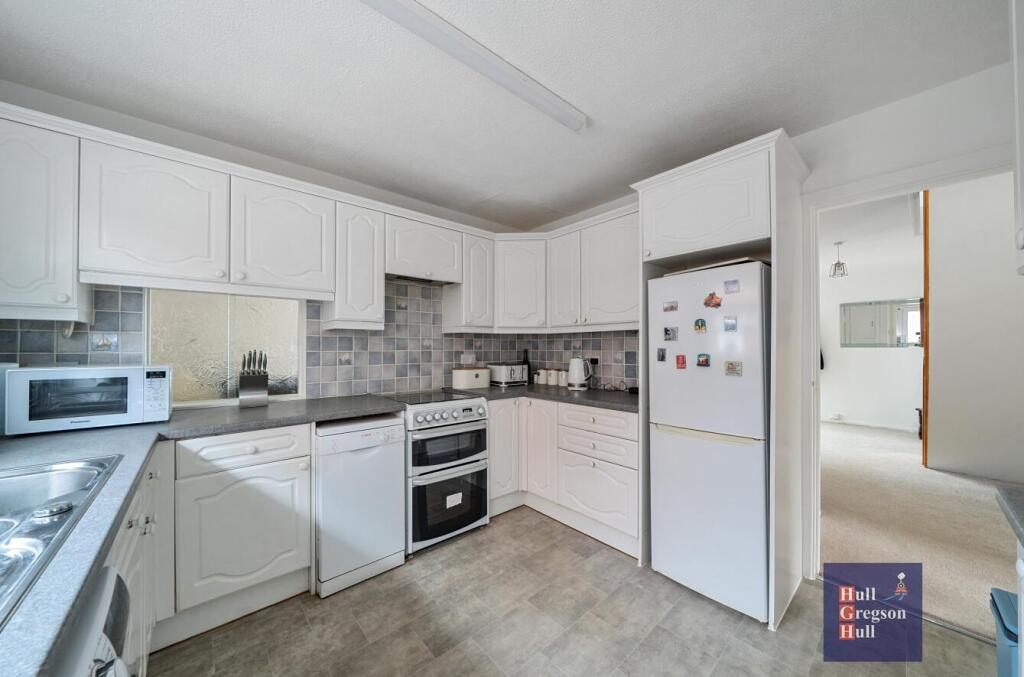Additional property image - Cauldron Crescent, Swanage