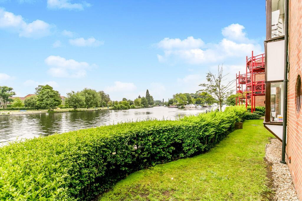 Main image of property: Caversham Wharf, Waterman Place, Reading, RG1