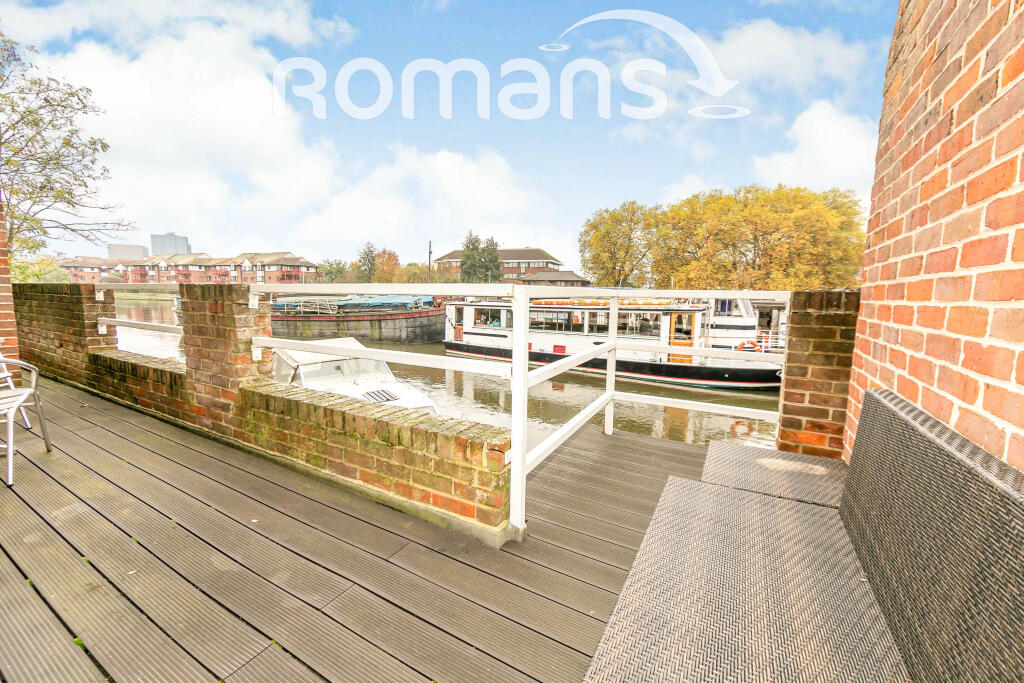 Main image of property: Riverside Court, Caversham, Reading, RG4