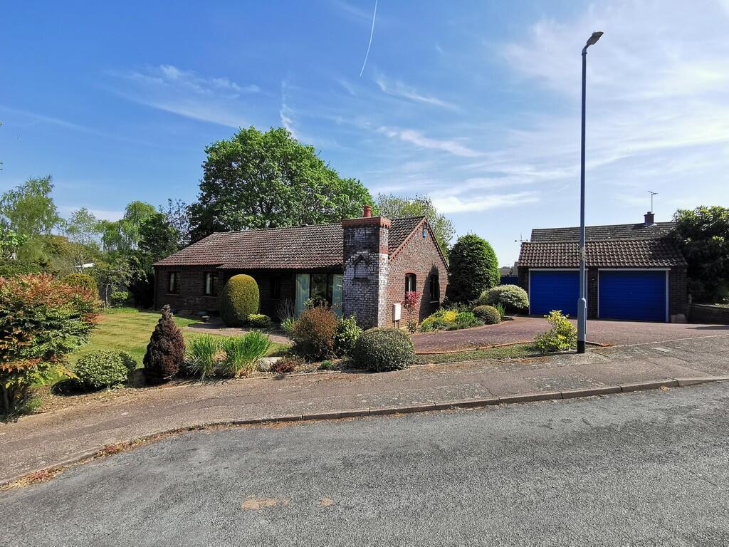 Main image of property: 1a Mayfair Road, Bungay