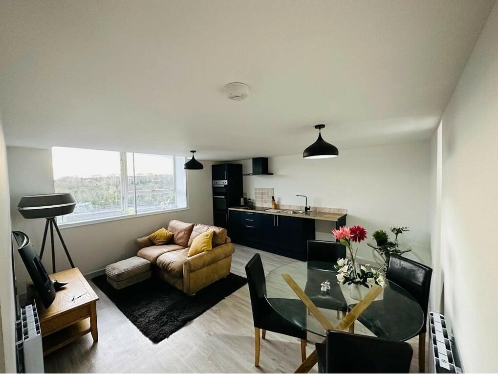 Main image of property: 10 West Bars, Chesterfield, Derbyshire, S40