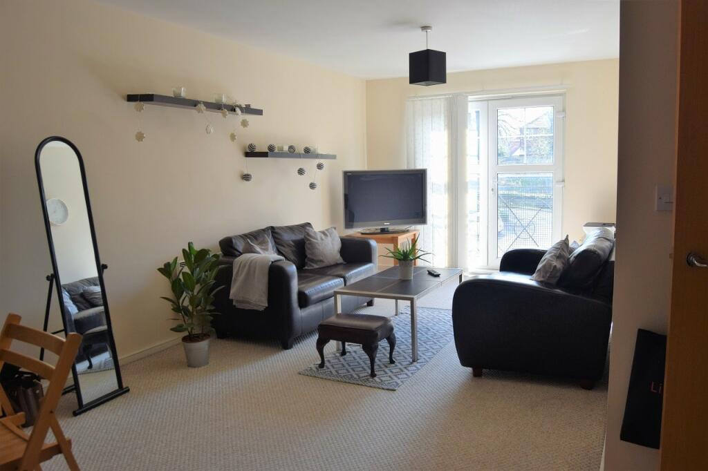 2 bedroom apartment for rent in 28 Ladybarn Lane, Fallowfield, Manchester, Greater Manchester, M14