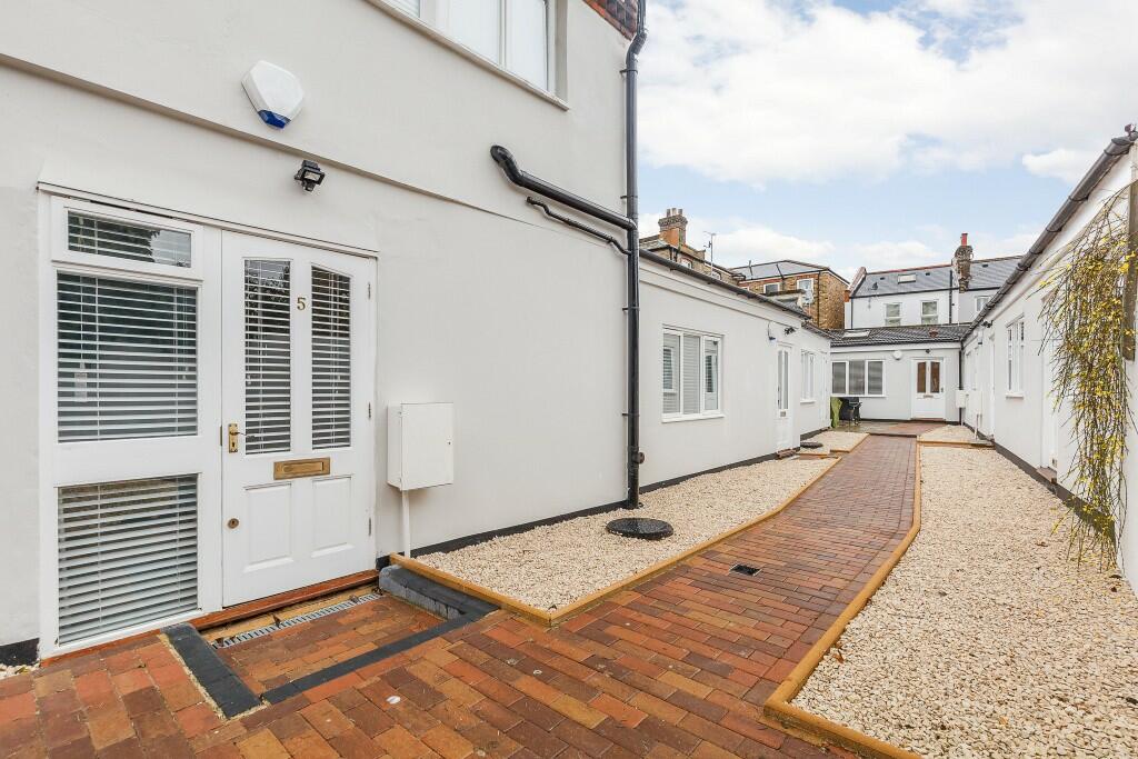 Main image of property: , Twickenham, Middlesex, TW1