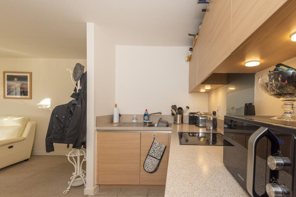 Additional property image - Aspen Court, 40 St. Botolphs Road, Worthing, West Sussex, BN11