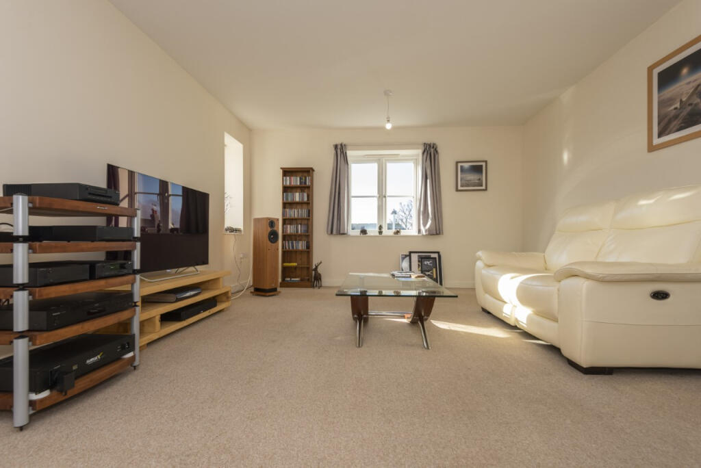 Additional property image - Aspen Court, 40 St. Botolphs Road, Worthing, West Sussex, BN11