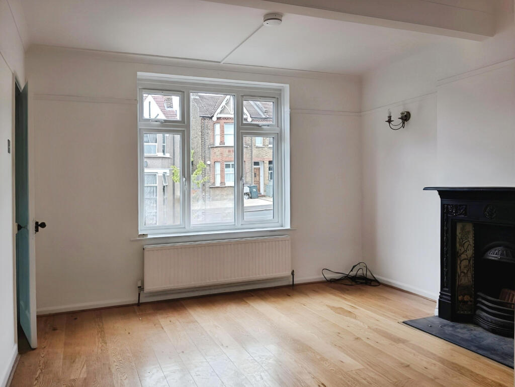 Main image of property: Greenford Avenue, London, W7