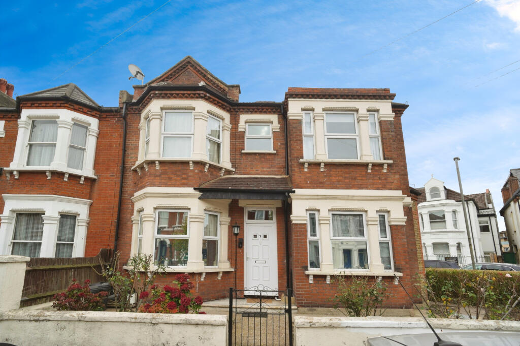 Main image of property: Ormeley Road, London, SW12