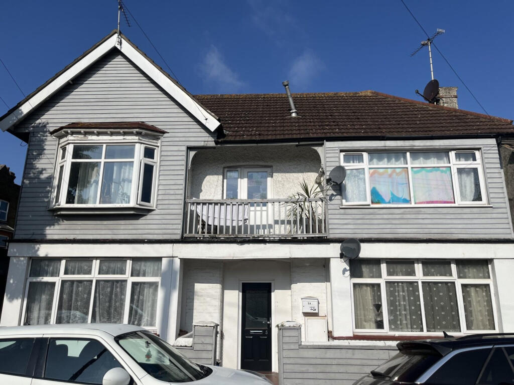 Main image of property: Brightwell Avenue, Westcliff-on-Sea, Essex, SS0