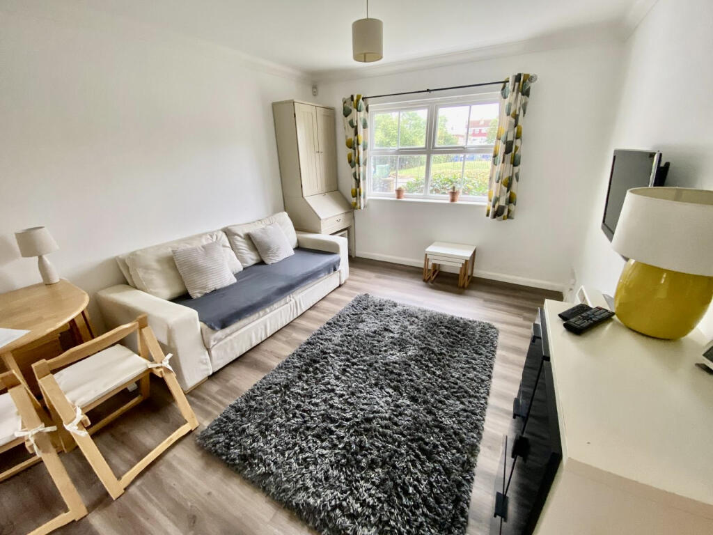 Main image of property: Markdale House, 114 Commercial Way, London, SE15