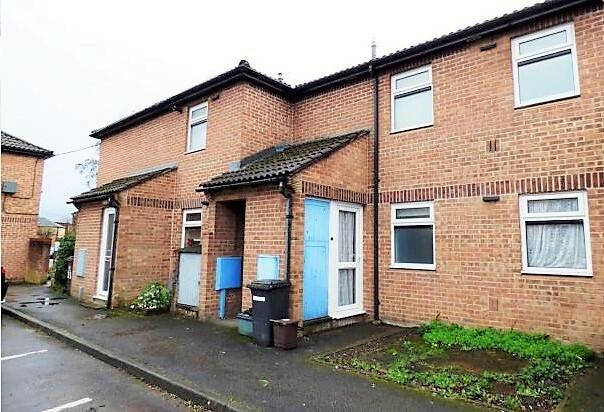 Main image of property: Mahoney Court, Oakridge Road, High Wycombe, Buckinghamshire, HP11