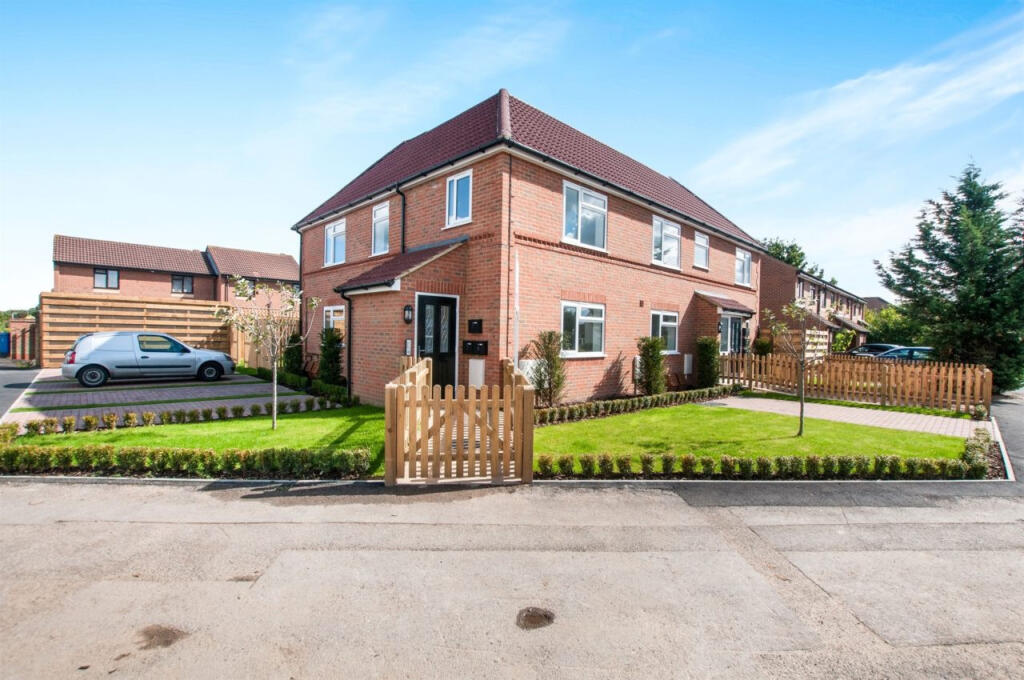 Main image of property: Isambard House, 14 Reid Avenue, Maidenhead, Berkshire, SL6