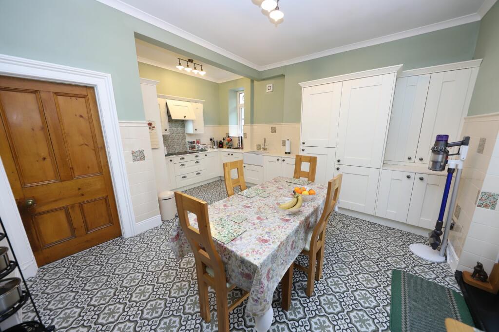 Additional property image - Ty'r Heol, Aberaman, Aberdare
