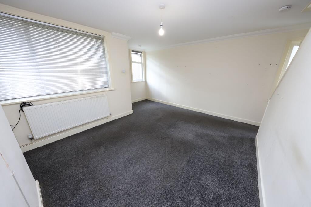 Additional property image - 18 The Avenue, Mountain Ash