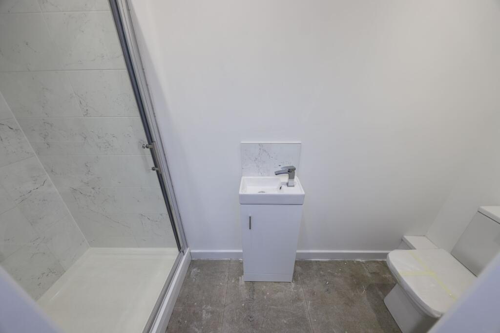 Additional property image - 1 Rowan Tree Close, Cwmbach, Aberdare